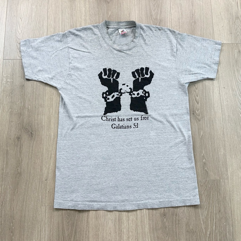 Vintage soft worn religious Christ has set us free bible verse tee shirt t-shirt